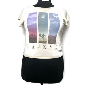 Doe Size XL Extra Large LA / NYC Graphic Tee